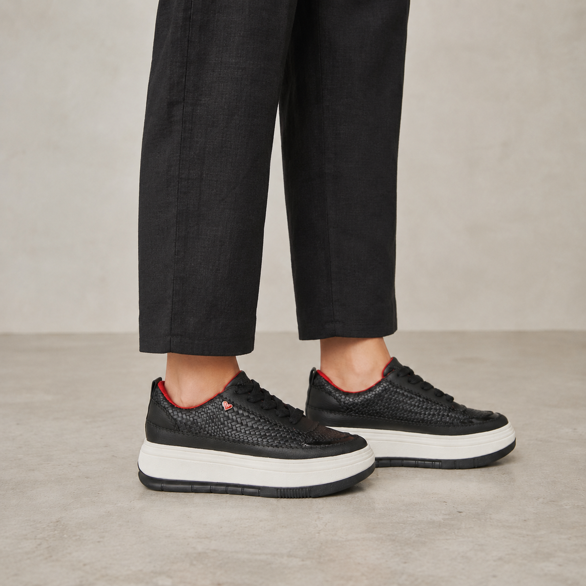 Negro — Lateral (puesto)