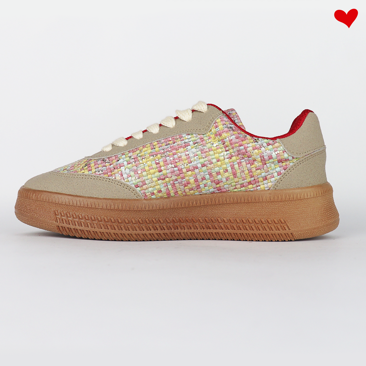 TENIS ESENCIA "Belleza que florece sin pedir permiso"